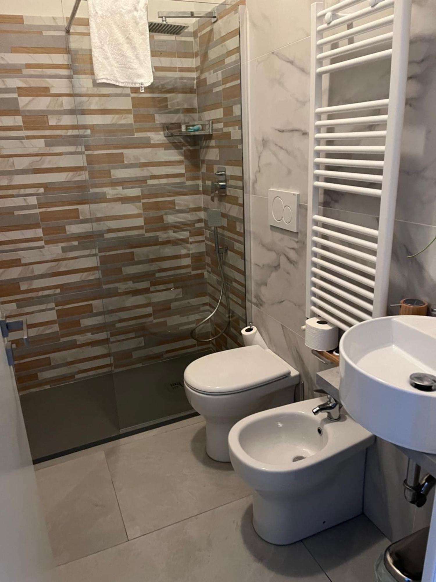 Albachiara Suite Rooms بولونيا المظهر الخارجي الصورة